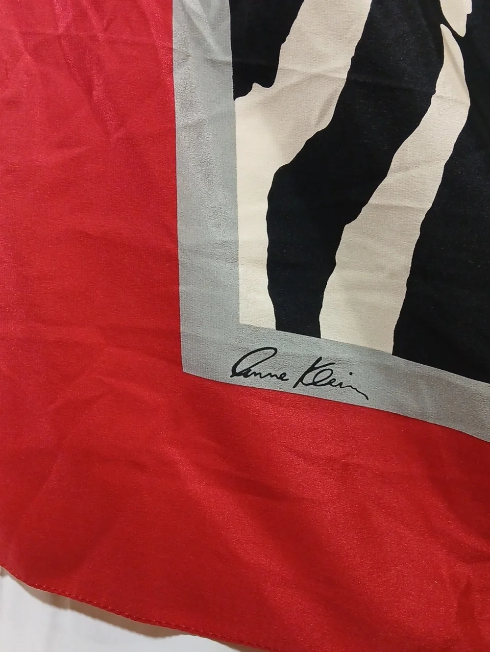Vintage Anne Klein Womens Silk Scarf Lion Head Logo Graphic Red Black